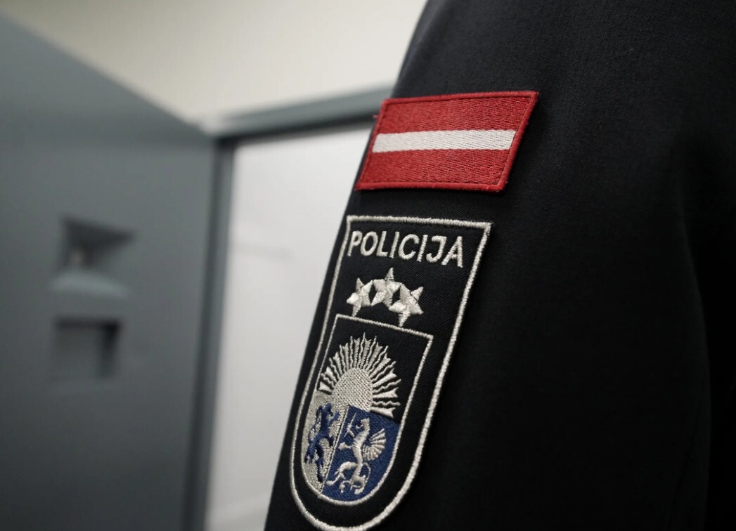 Māju apsaimniekošanas uzņēmuma amatpersonu apsūdz par 41 000 eiro piesavināšanos no iedzīvotājiem