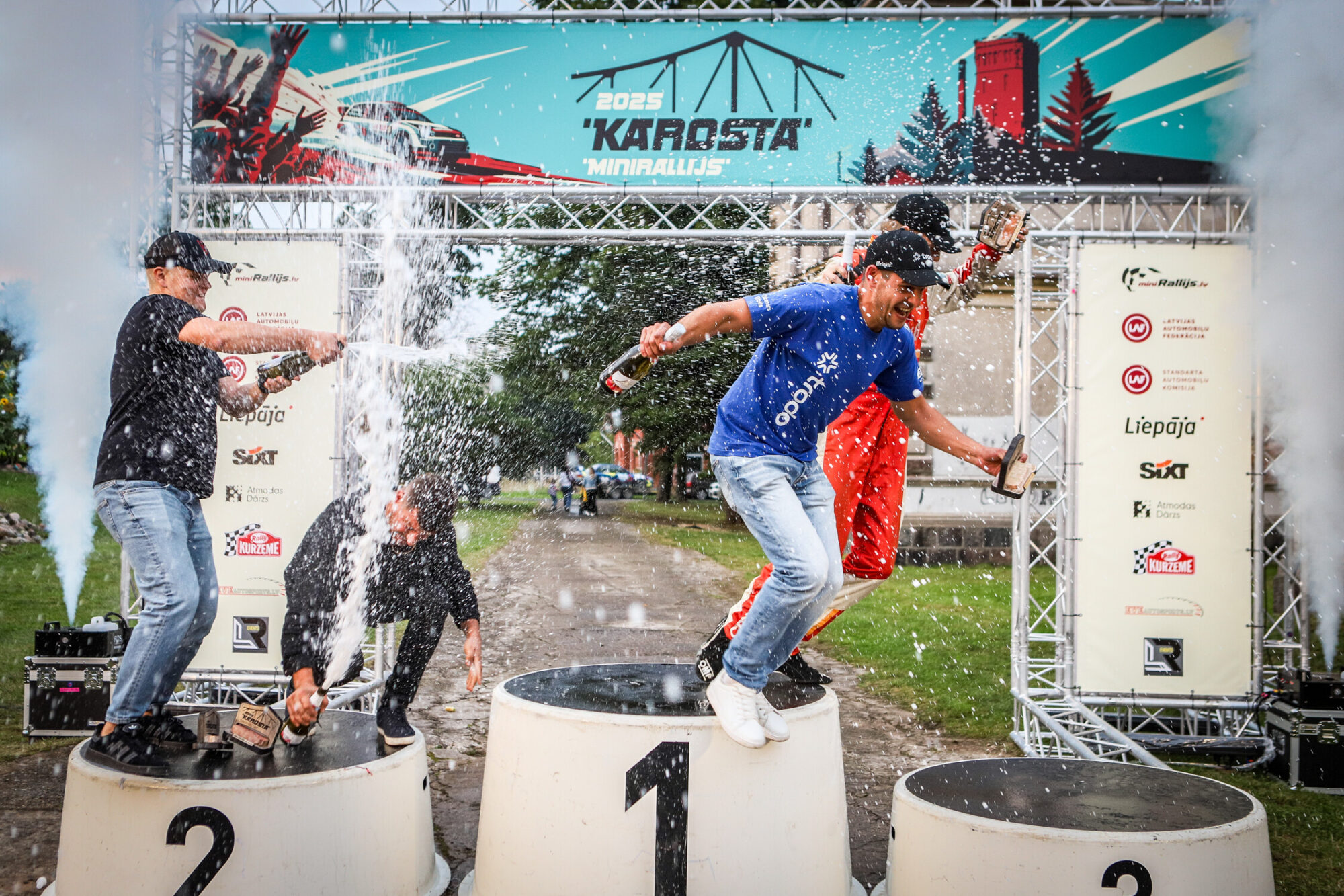 Foto: Elmārs Aukšmuksts un Kaspars Bundzinieks – nepārspēti minirallijā “Karosta”