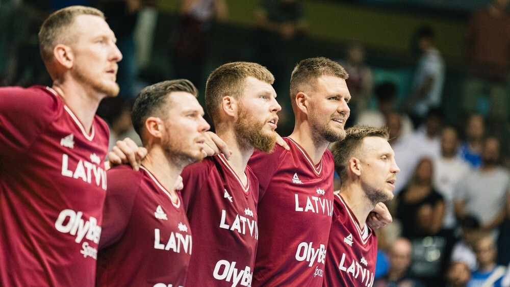 Latvijas basketbolisti Rīgā ar spēli pret Turcijas izlasi sāks Eiropas čempionāta finālturnīru