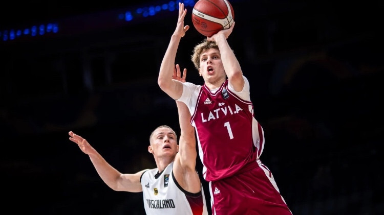 Video: Latvijas basketbolistiem uzvara Eiropas U-18 čempionāta ceturtdaļfināla mačā ar Vāciju