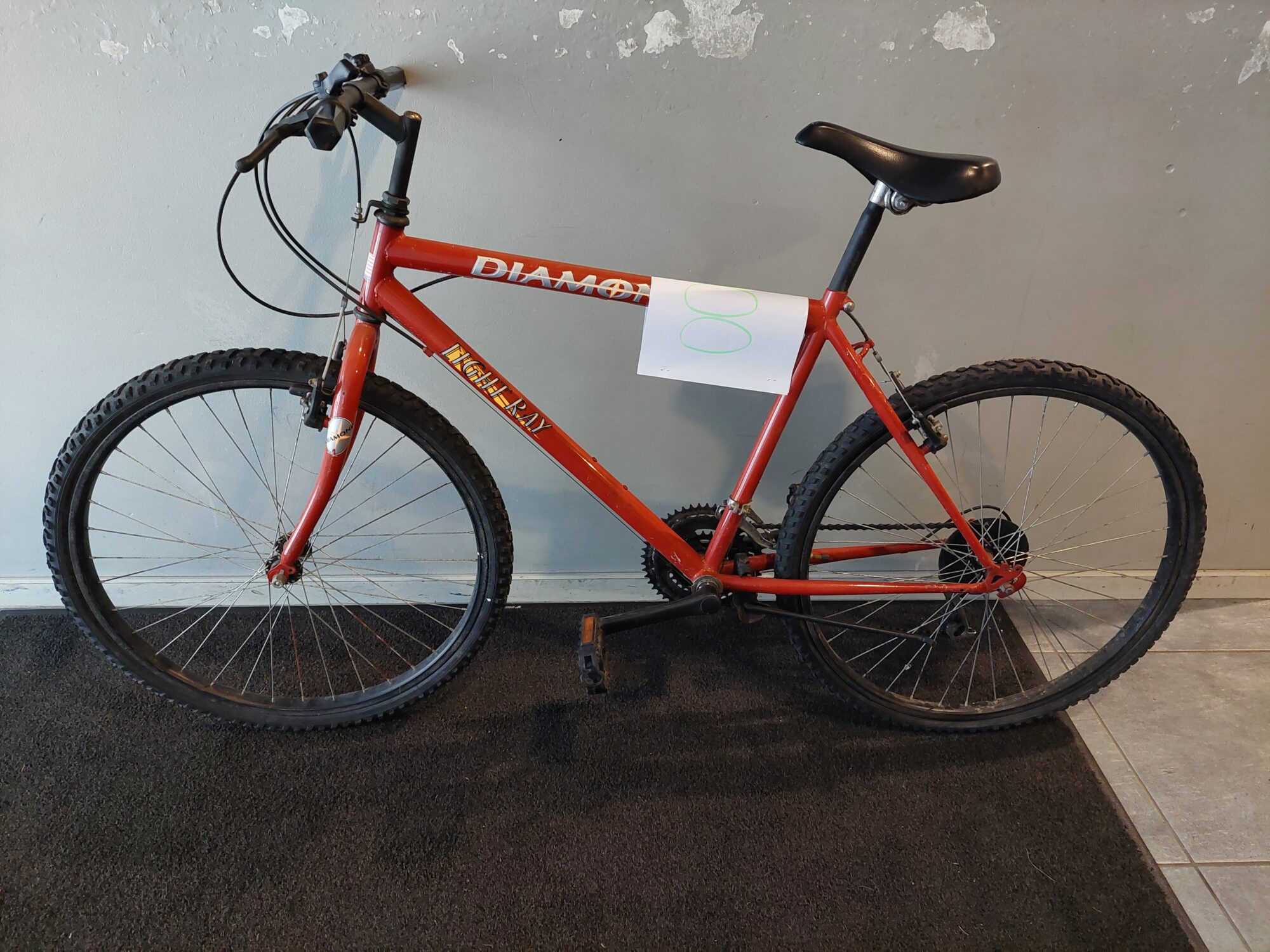 Liepājā policija aicina atsaukties velosipēdu īpašniekus