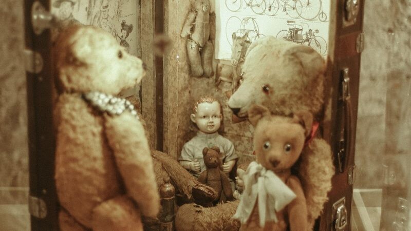 Leļļu mākslas un dizaina muzejā būs skatāma izstāde “Smalkas lietas”
