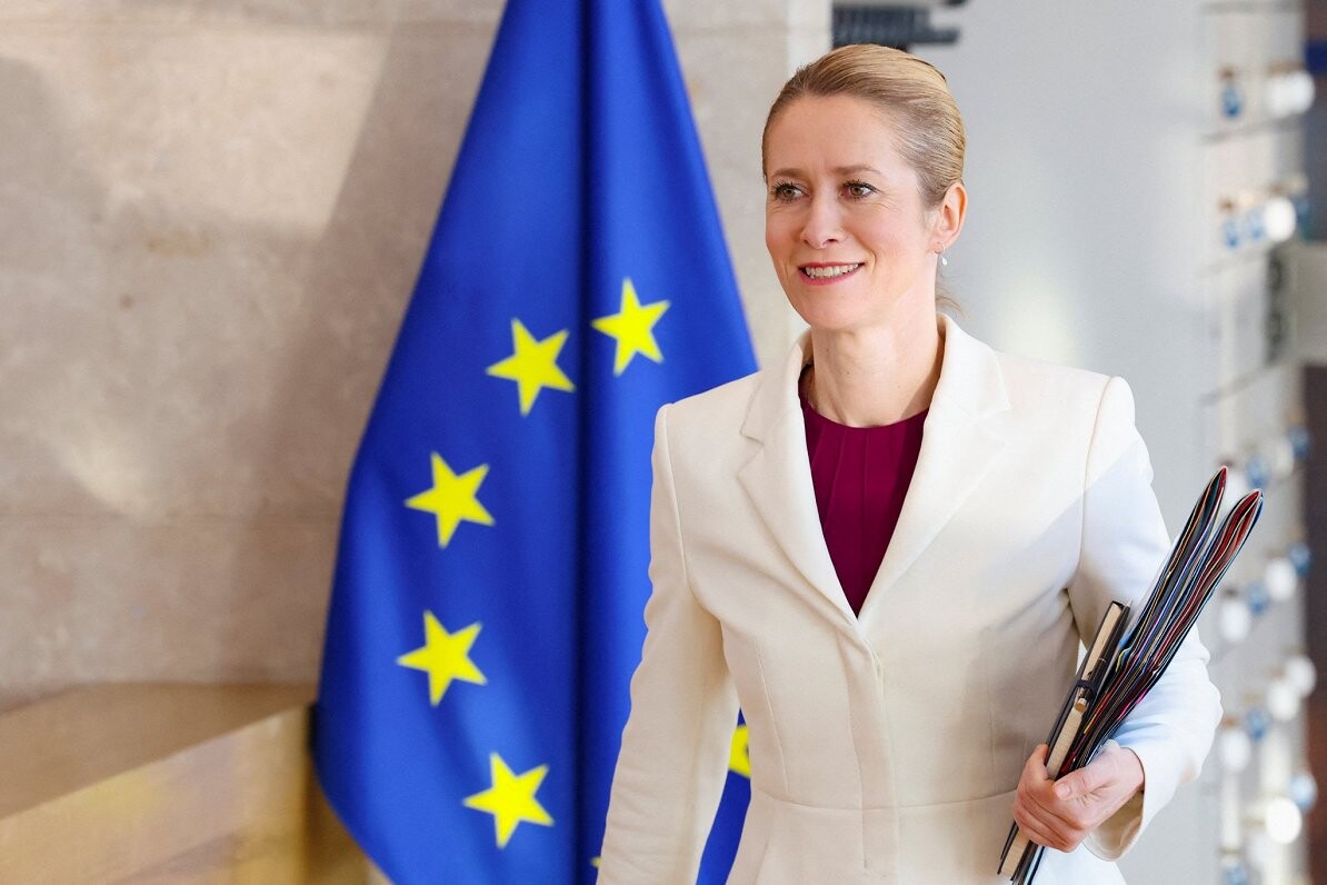 Kaja Kallasa: ES varētu apmācīt Ukrainas armiju tās teritorijā