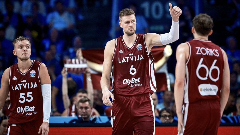 Latvijas basketbolisti grupu turnīra pirmspēdējā mačā Rīgā cīnīsies ar Portugāli