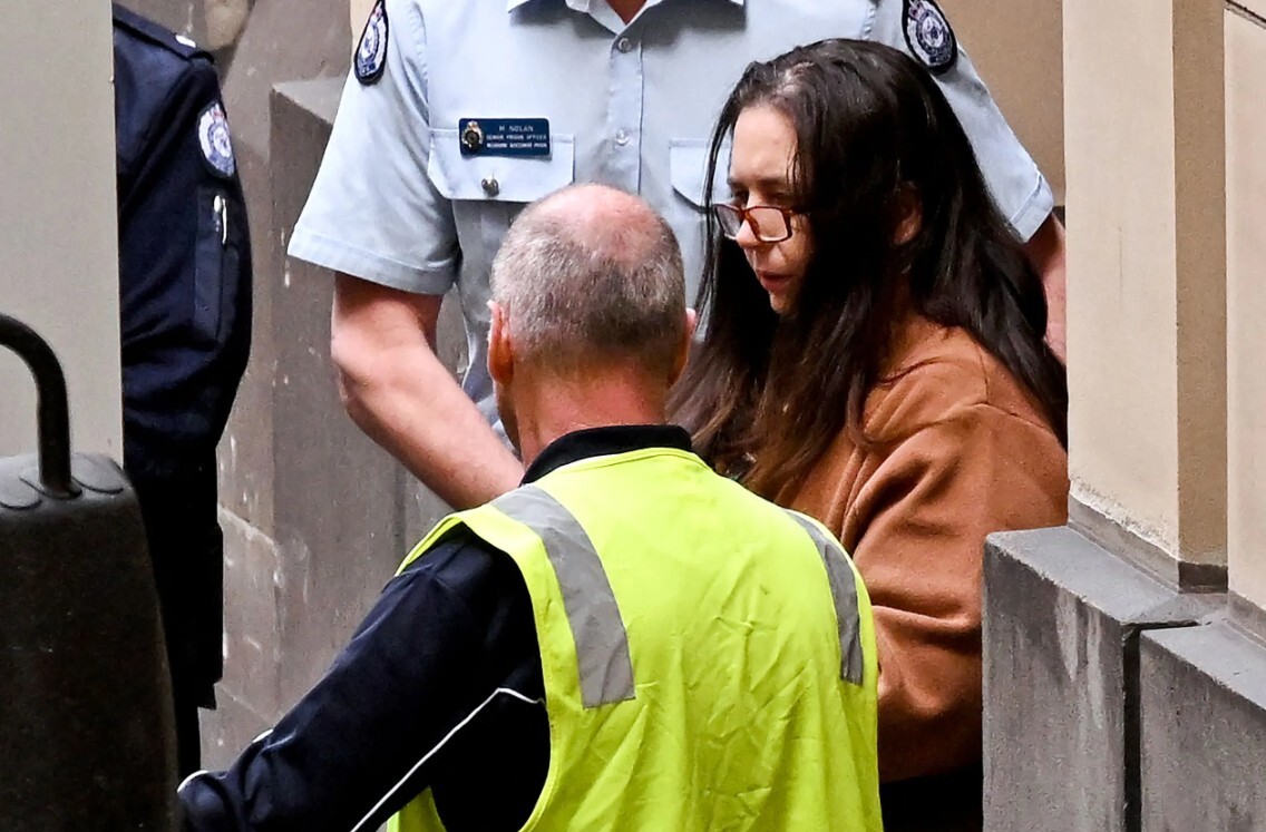 Austrālietei piespriests mūža ieslodzījums par vīra radinieku noindēšanu ar mušmirēm