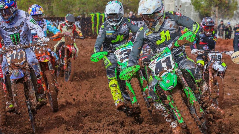 Medijs: Jonass arī nākamgad startēs “Kawasaki” komandā