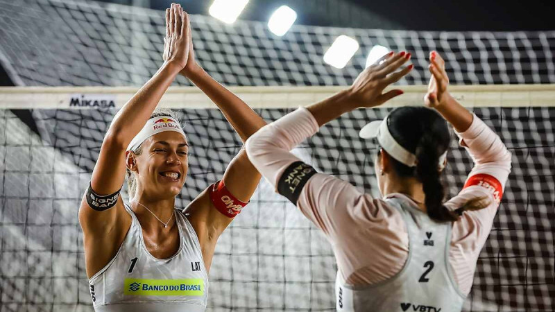 Latvijas duetam Graudiņa/Samoilova uzvara pirmajā “Elite 16” turnīra “play-off” mačā