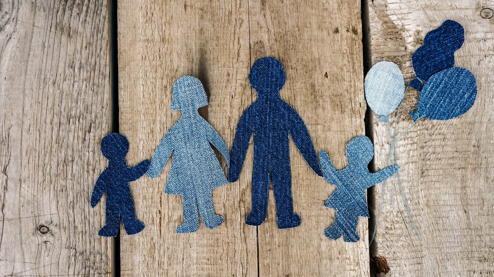 Situācija sarežģīta, bet lēmums nav pēkšņi pieņemams. Ko nozīmē būt audžuģimenei?