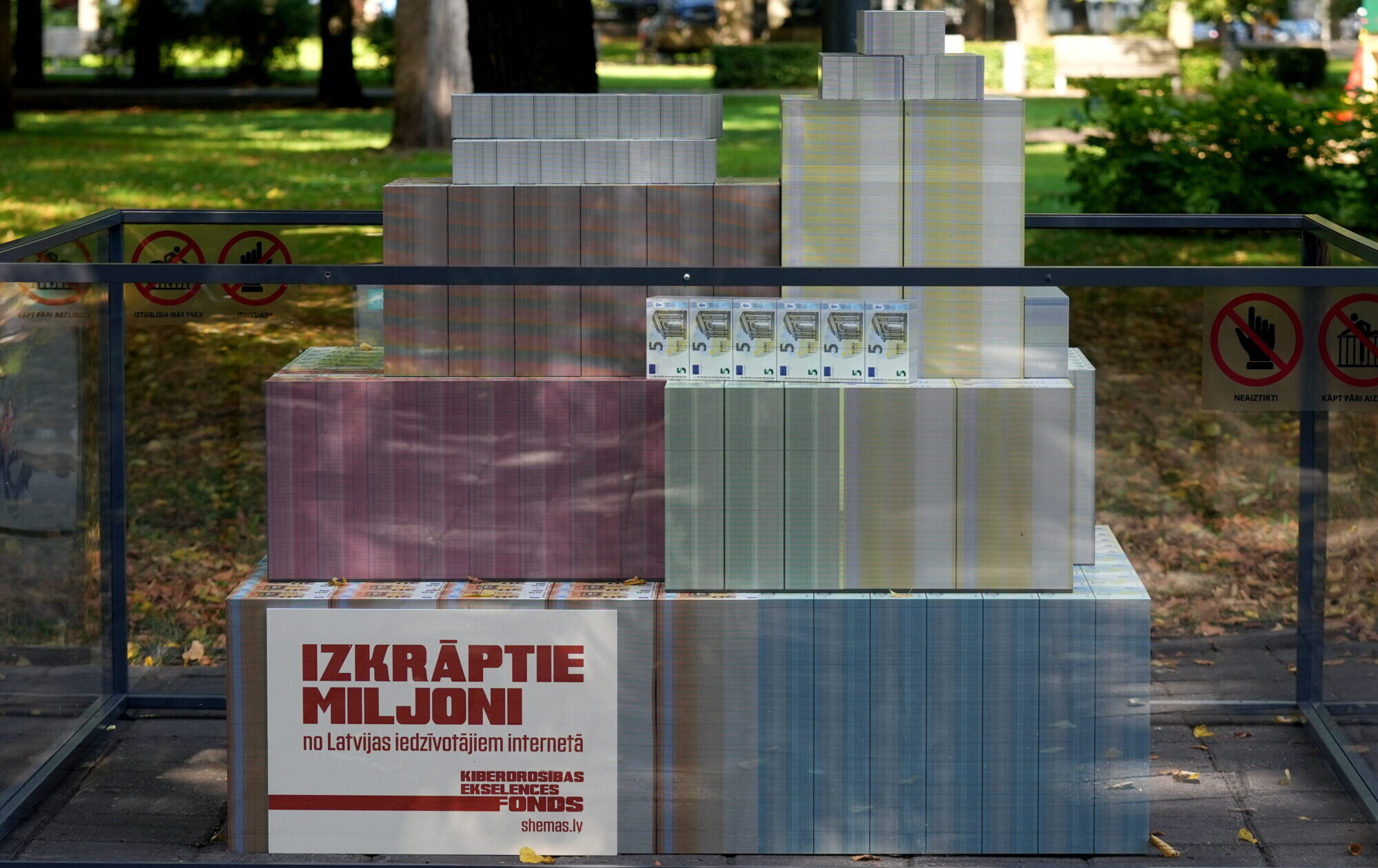 Liepājā un Kurzemē krāpnieki izmānījuši vairāk nekā miljonu eiro – visvairāk apkrāptais upuris zaudē 450 000