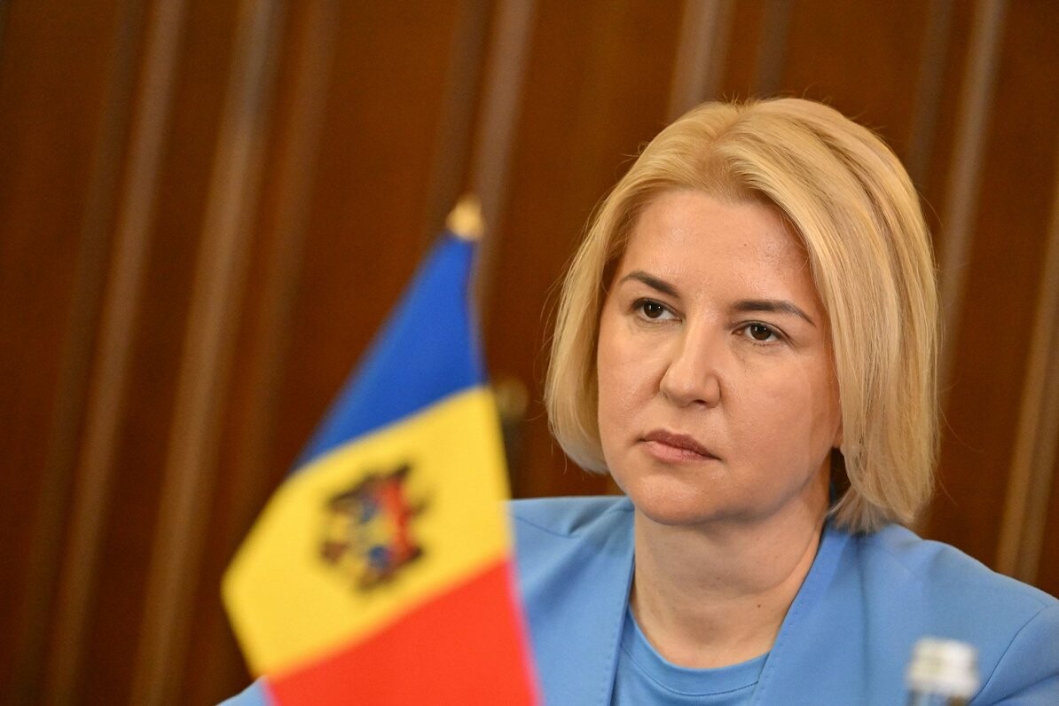 Latvijai nevēlamo personu sarakstā iekļauj prokrievisko Moldovas politiķi Vlahu