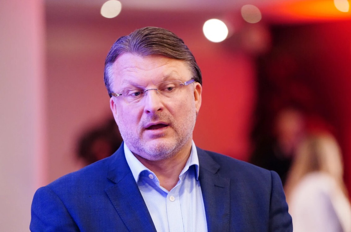 Aptauja: Līdzās lielam neizlēmušo skaitam lielāko popularitāti kā potenciālais premjers iemanto Šlesers