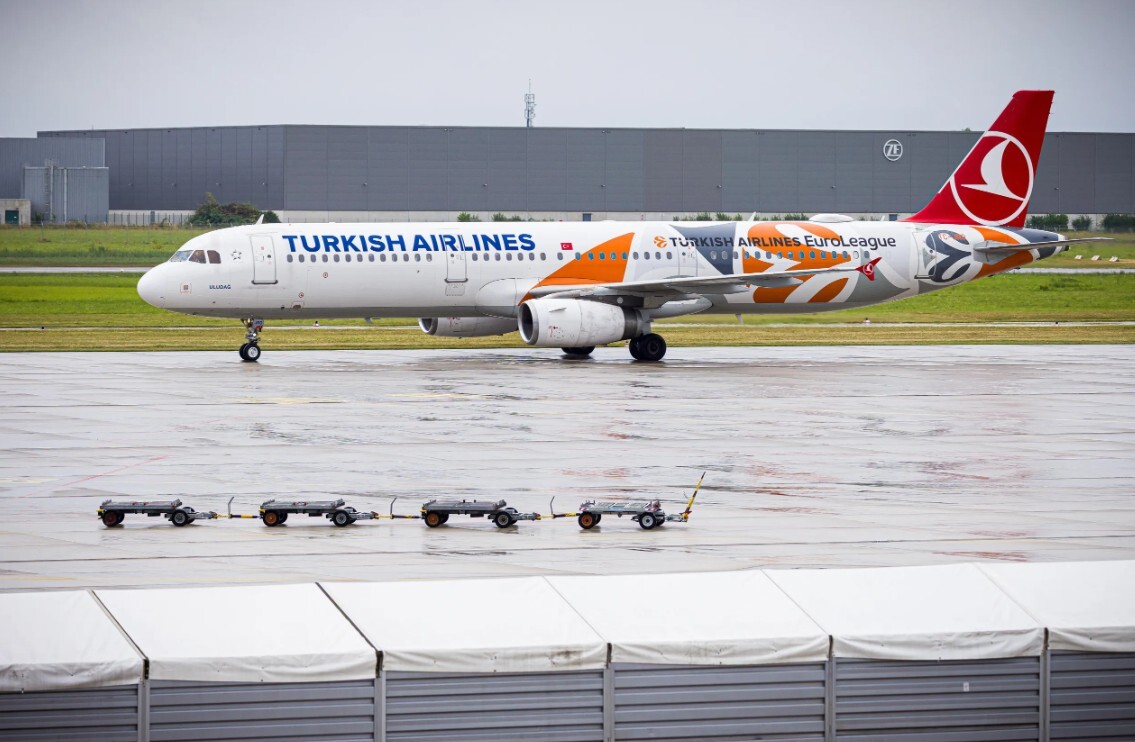 “Turkish Airlines” noslēdz apjomīgu “Boeing” lidmašīnu iegādes darījumu
