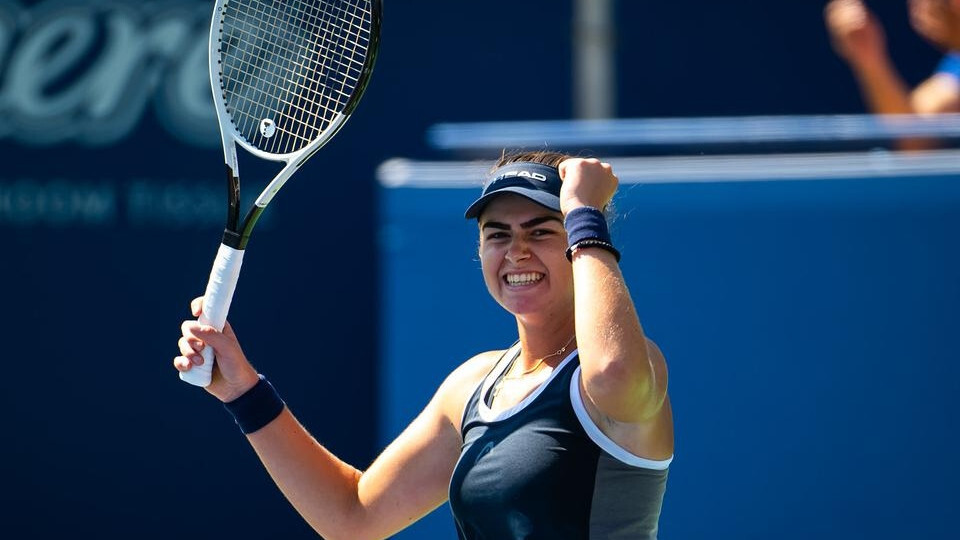 Ostapenko Gvadalaharas “WTA 500” turnīra otrajā kārtā tiksies ar kanādieti Stakušiču