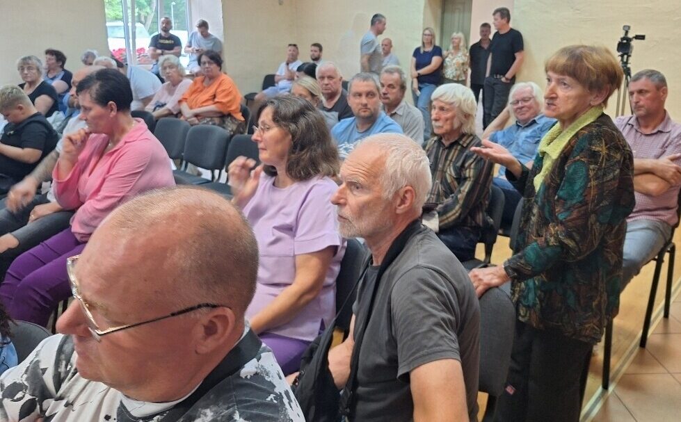 Būvgružu pārstrādes plāni Kapsēdē izgāzušies – iedzīvotāji protestē, dome saka “nē”