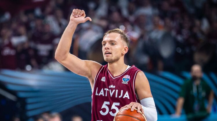 Par Zorika un Žagara spēlēšanu tiks lemts īsi pirms mača ar Čehiju