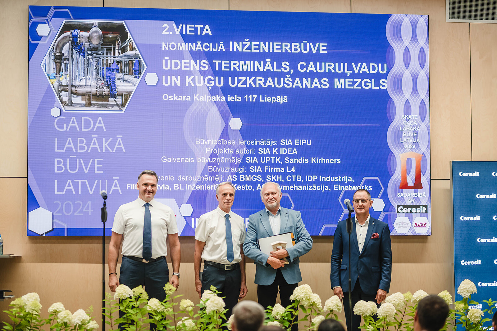 Foto: Ūdens termināls, cauruļvadu un kuģu uzkraušanas mezgls O. Kalpaka ielā iegūst otro vietu nominācijā “Inženierbūve”