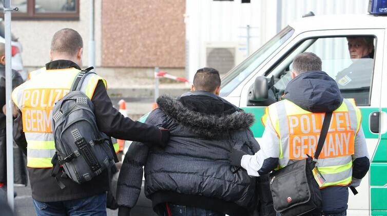 Vāciju pamet noziedzīga sīriešu ģimene