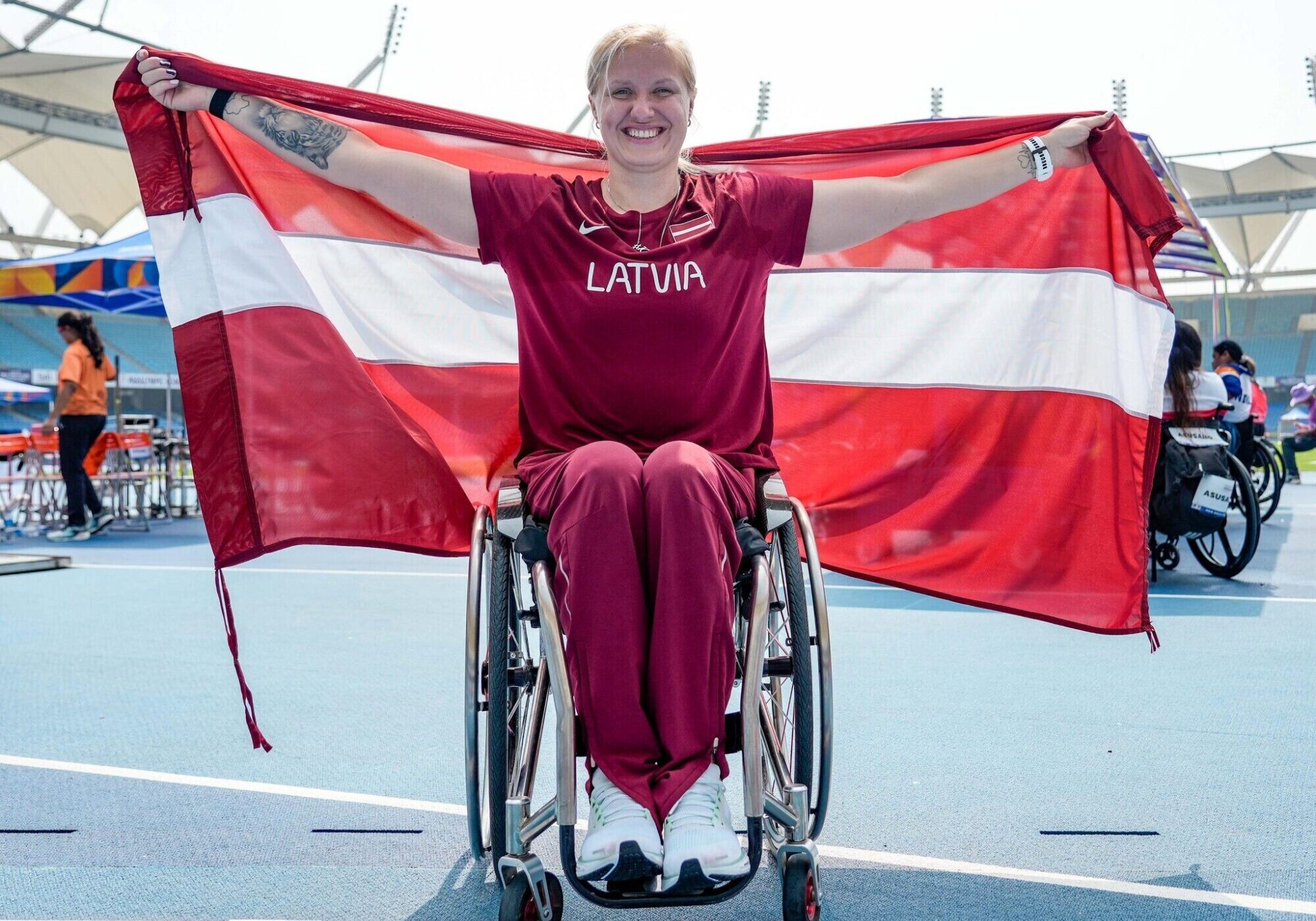 Krūmiņa triumfē pasaules čempionātā paravieglatlētikā šķēpmešanas sacensībās