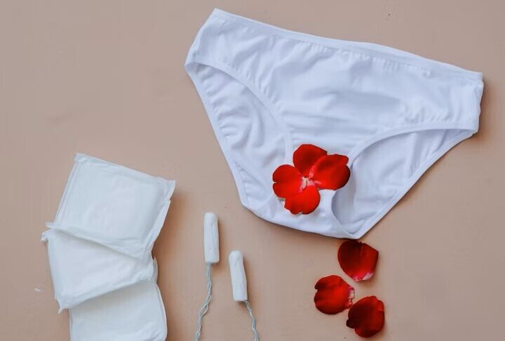 Kā sadzīvot ar menstruācijām ērtāk un drošāk – ārstes padomi sievietēm un pusaudzēm