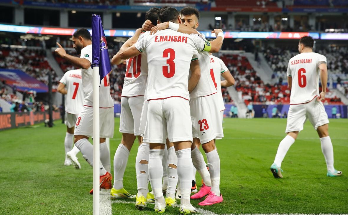 ASV liedz Irānas delegācijai piedalīties Pasaules kausa futbolā izlozes ceremonijā