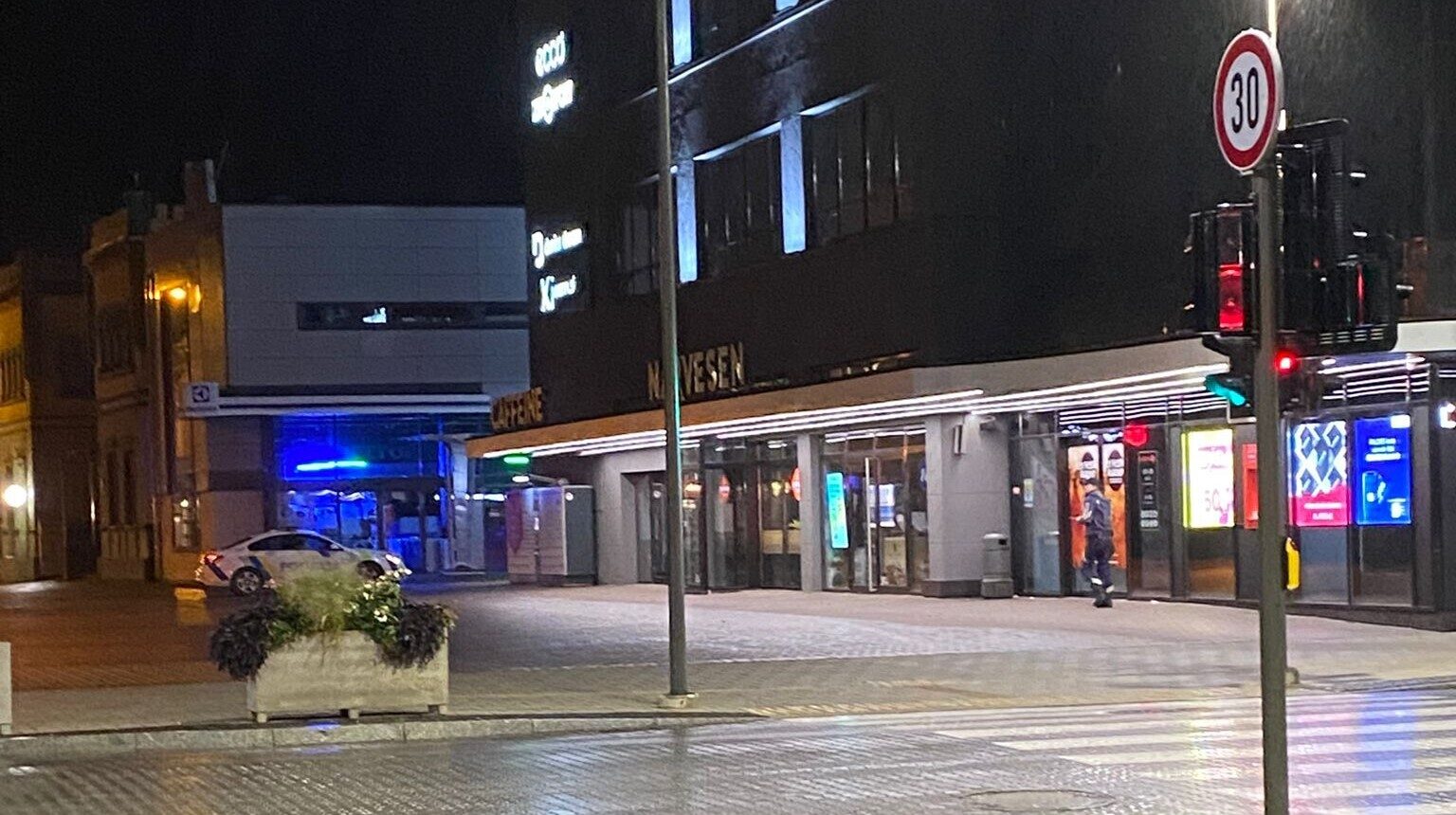 Liepājnieki jautā: vai policisti drīkst darba laikā izmantot dienesta auto personiskām vajadzībām?