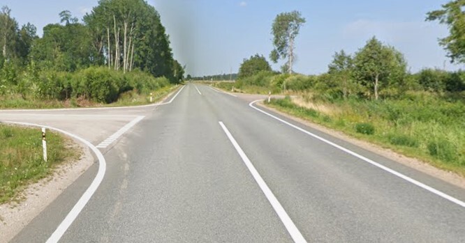 Uz A9 atjaunota satiksme, kas bija ierobežota degoša auto dēļ