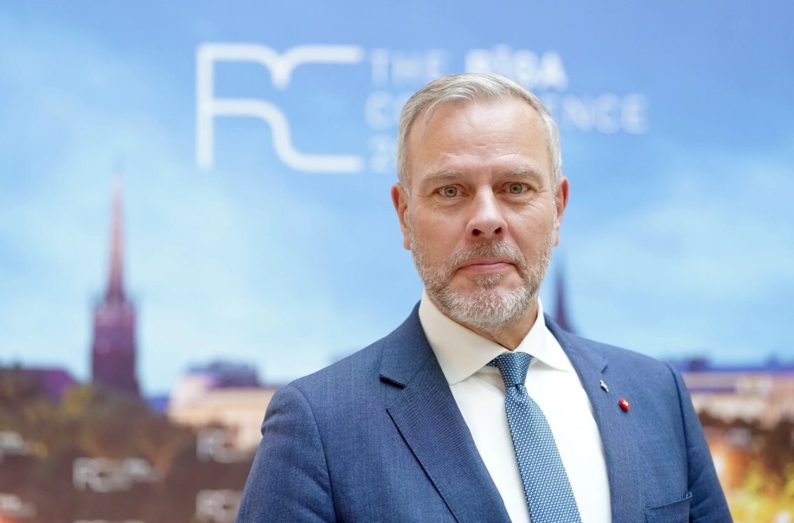 Bijusī NATO amatpersona: Neraugoties uz diskusijām par inovācijām, karā Ukrainā joprojām ir arī Pirmā un Otrā pasaules kara elementi