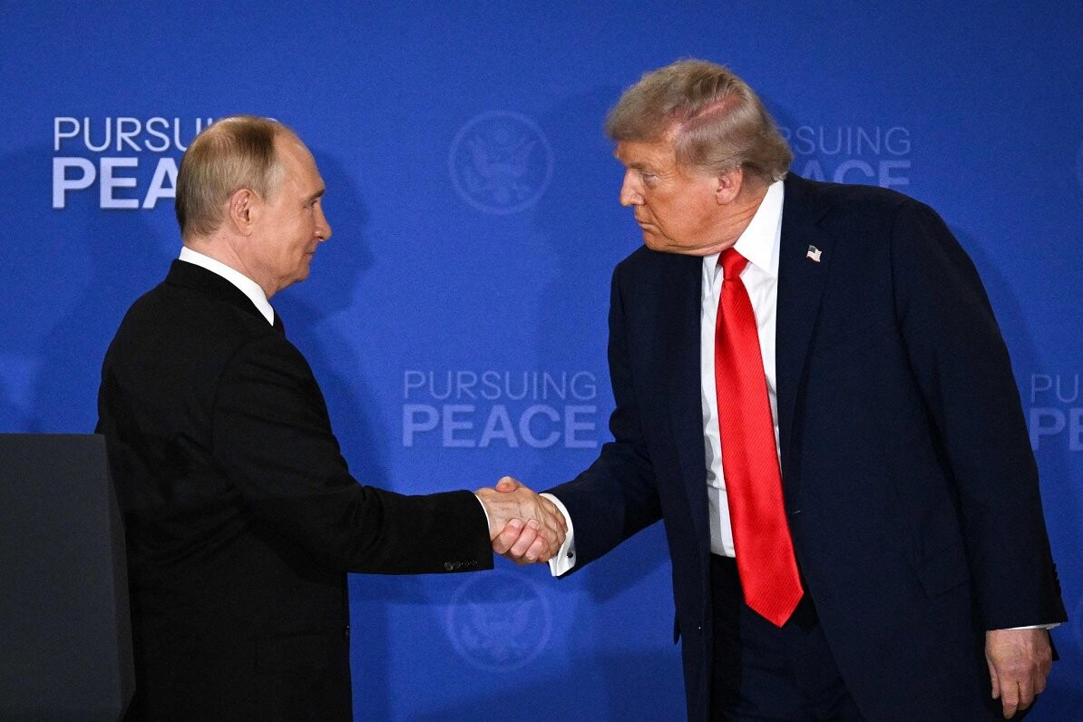 Tramps atcēlis tikšanos ar Putinu