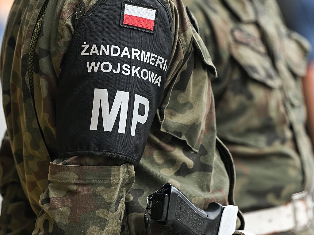 Polijā aizturēti astoņi cilvēki par sabotāžu plānošanu