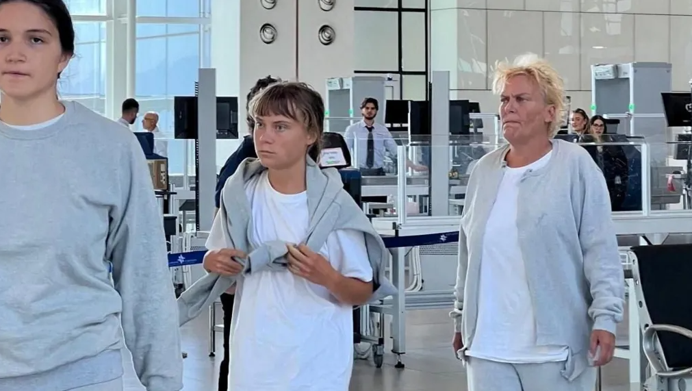 Izraēla deportējusi vēl 171 Gazas flotiles aktīvistu, arī Tūnbergu