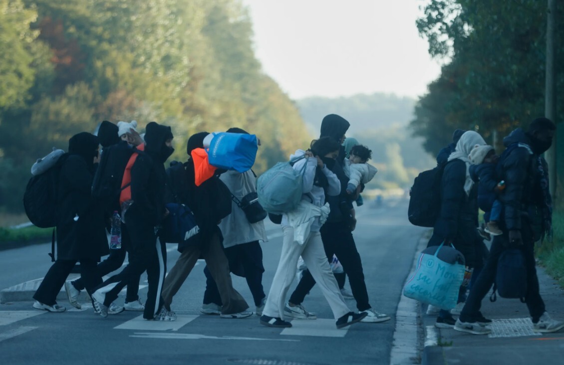 Francija likvidē migrantu nometni Kalē
