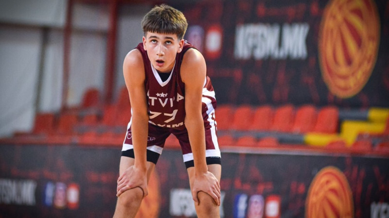 Basketbola klubam “Liepāja” pievienojas “Joventut” sistēmā spēlējušais Helmuts Petrovičs