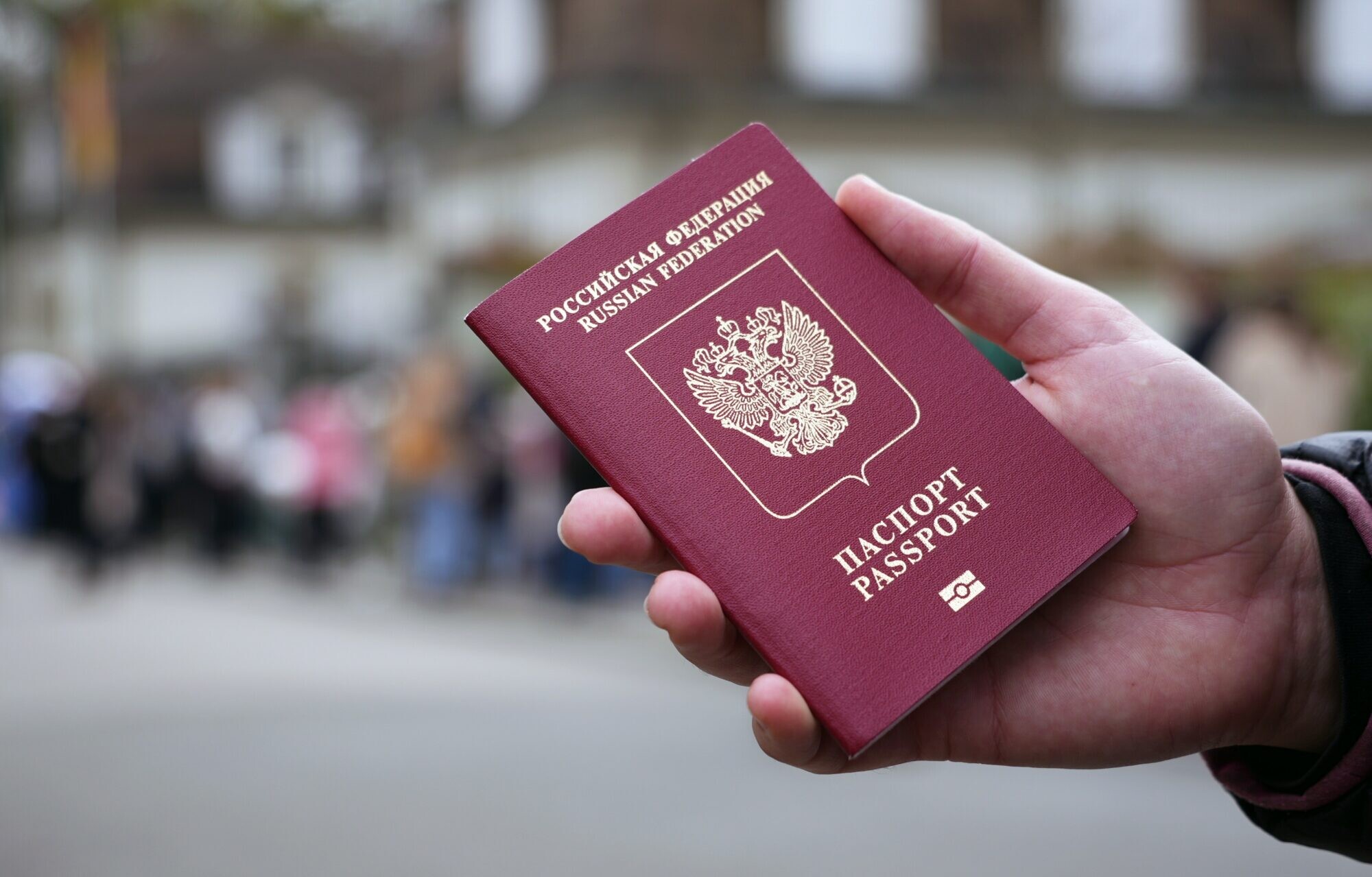 ES gatavojas padarīt vēl stingrākus vīzu noteikumus Krievijas pilsoņiem