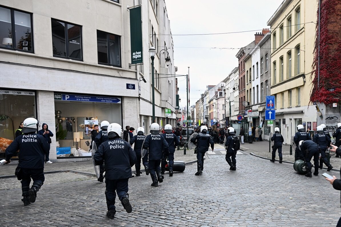 Beļģijā tūkstoši protestē pret valdības taupības pasākumiem