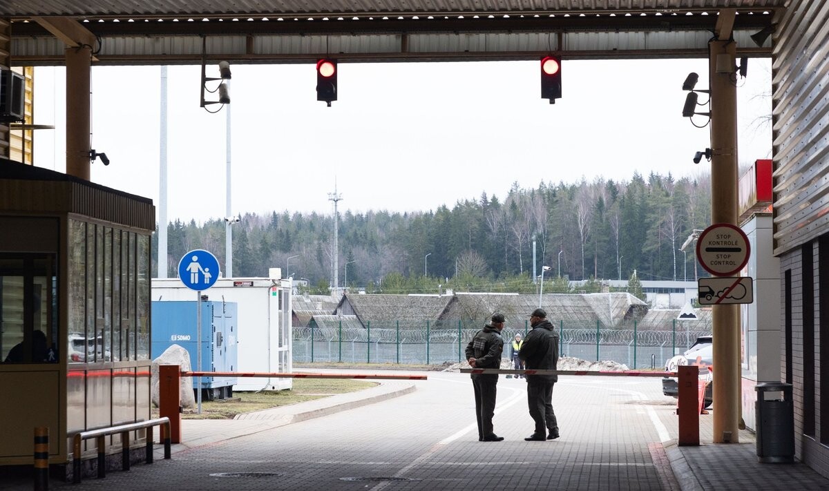Lietuva slēgusi Šalčininku robežkontroles punktu un ierobežojusi satiksmi caur Medininkiem