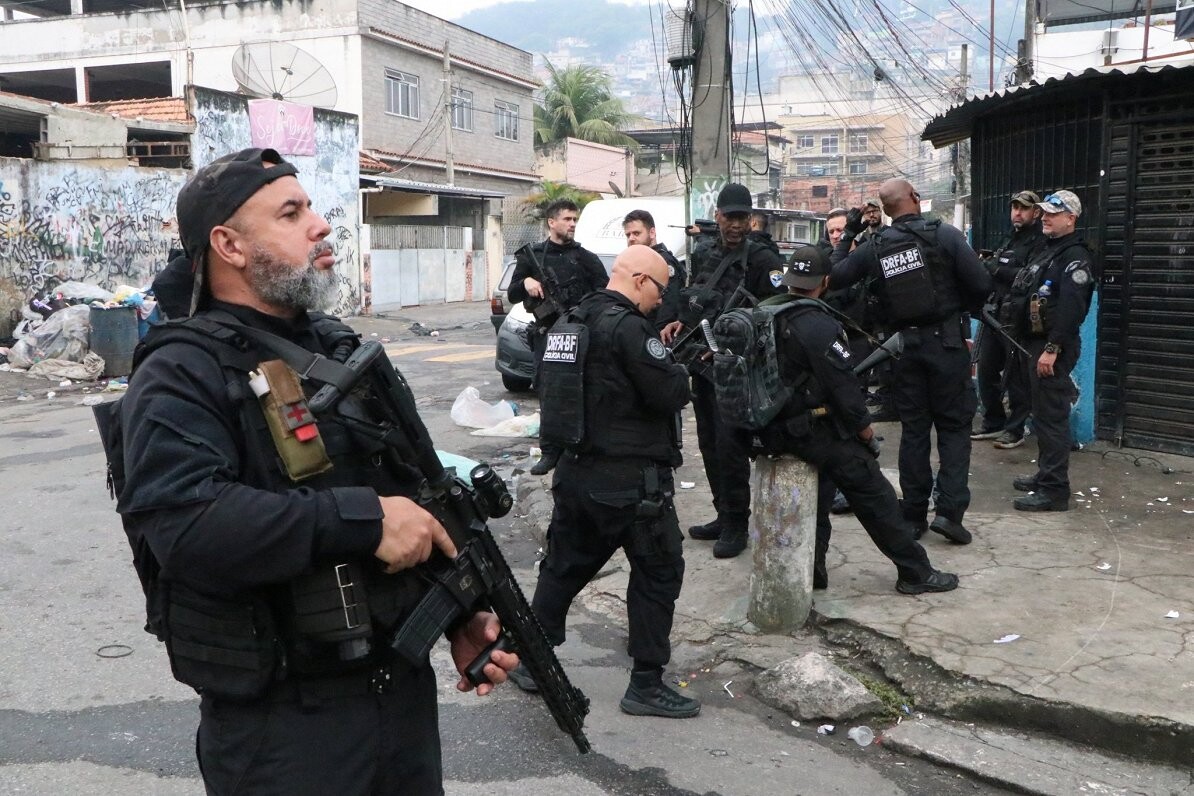 Riodežaneiro policijas operācijā pret bandu nogalināti 132 cilvēki