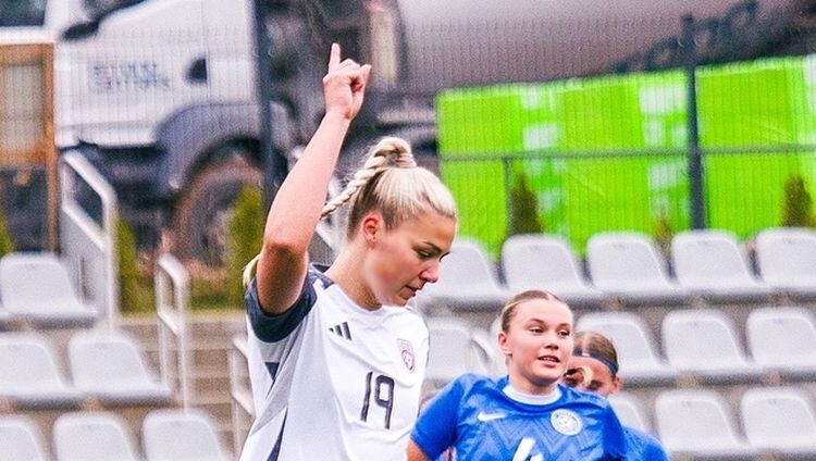Latvijas sieviešu futbola izlase izcīna Baltijas kausu