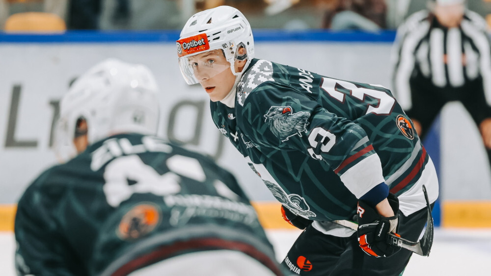 OHL spēlē “Liepājas hokeja komanda” triumfē pār “Prizmu”