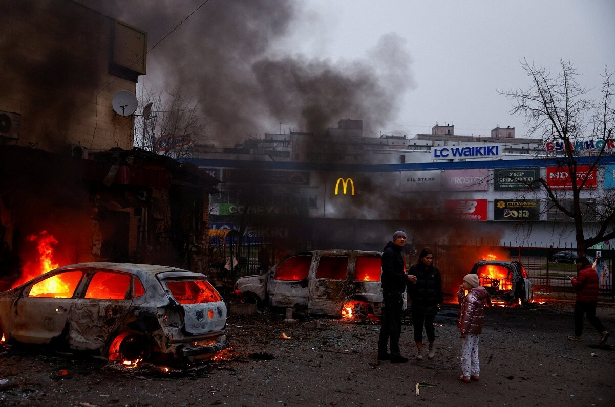 Krievu dronu triecienā Kijivai divi bojāgājušie un 15 ievainotie