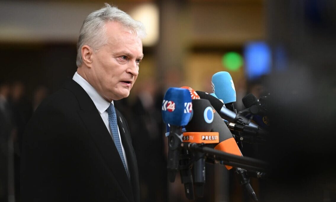 Lietuvas Seimā pārstāvētās partijas atbalsta kodolieroču aizlieguma svītrošanu no konstitūcijas