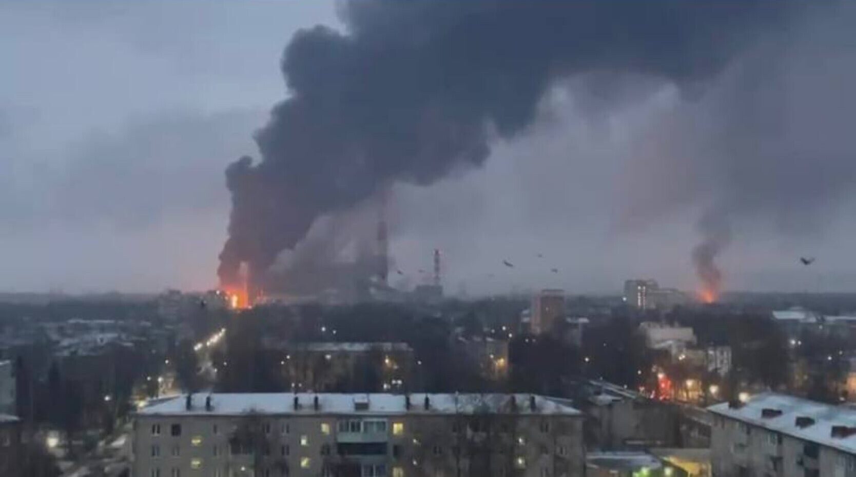 Video: Ukraiņu lidroboti izraisa ugunsgrēku Maskavas apgabala termoelektrostacijā