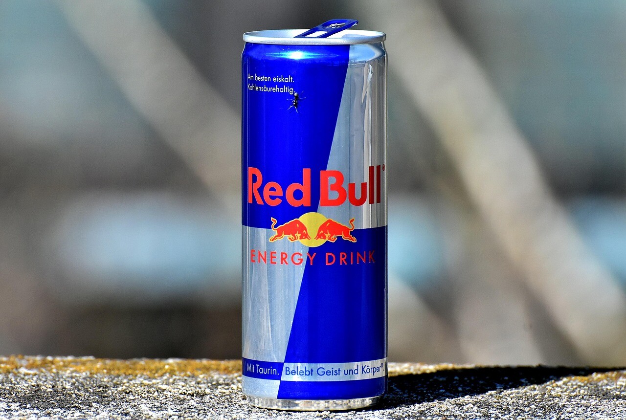 EK sāk izmeklēšanu pret “Red Bull” par iespējamiem konkurences pārkāpumiem