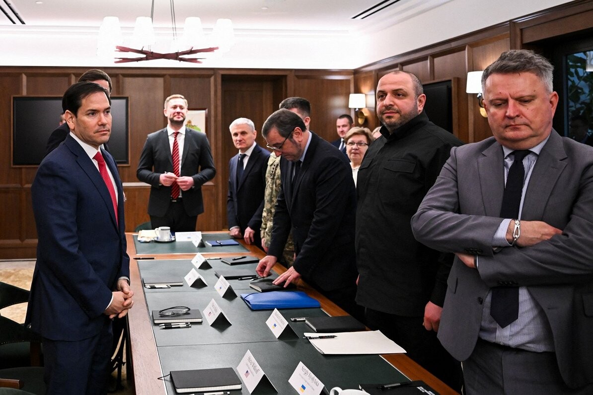 ASV un Ukrainas delegāciju sarunas Floridā turpināsies sestdien