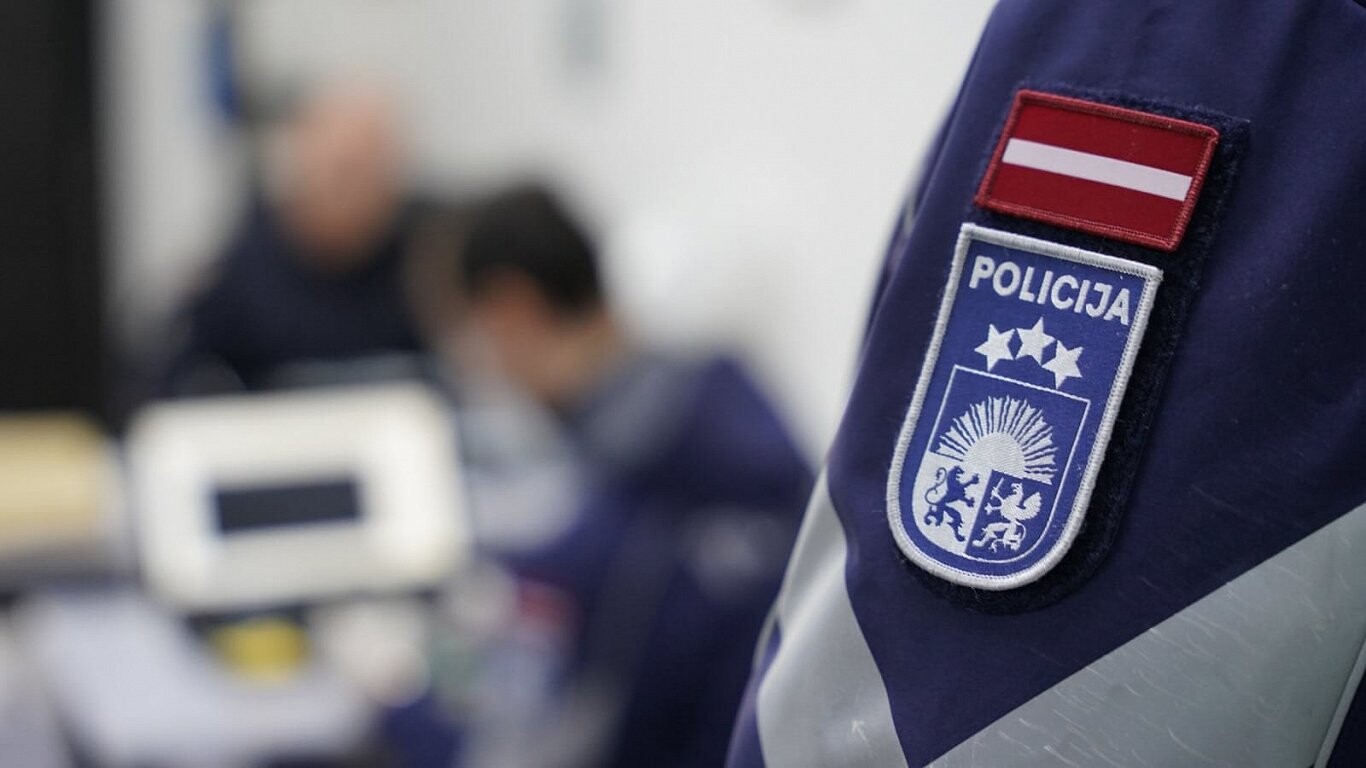 Par 65 000 eiro izkrāpšanu no 18 iedzīvotājiem lūdz sākt kriminālvajāšanu pret “naudas mūli”