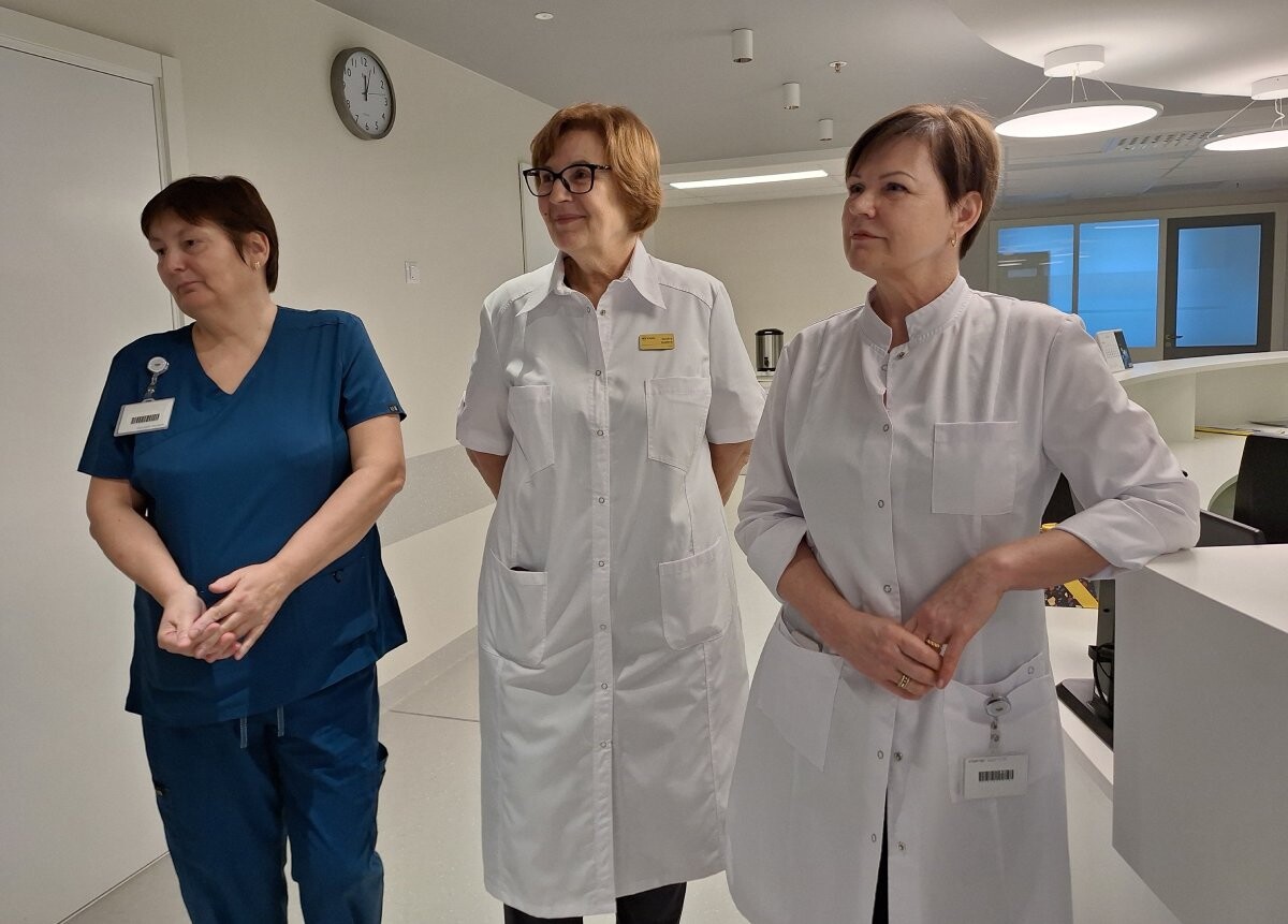 Foto: Iekšķīgo un infekciju slimību nodaļa sāk darbu jaunās, modernās telpās