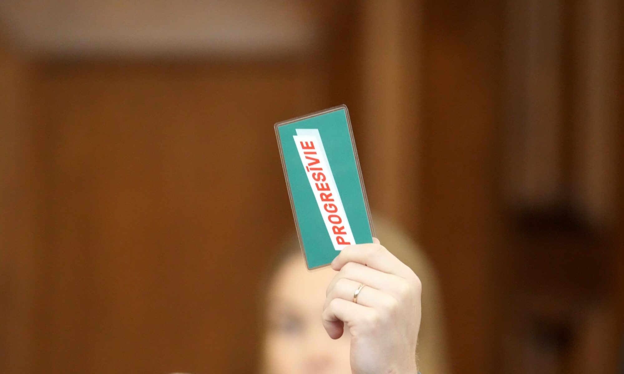 Šuvajevs: “Progresīvie” negrasās pamest šo valdību