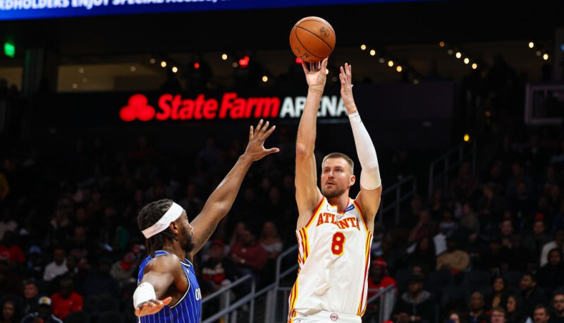 Video: Porziņģis gūst 15 punktus “Hawks” uzvarā pār “Magic”