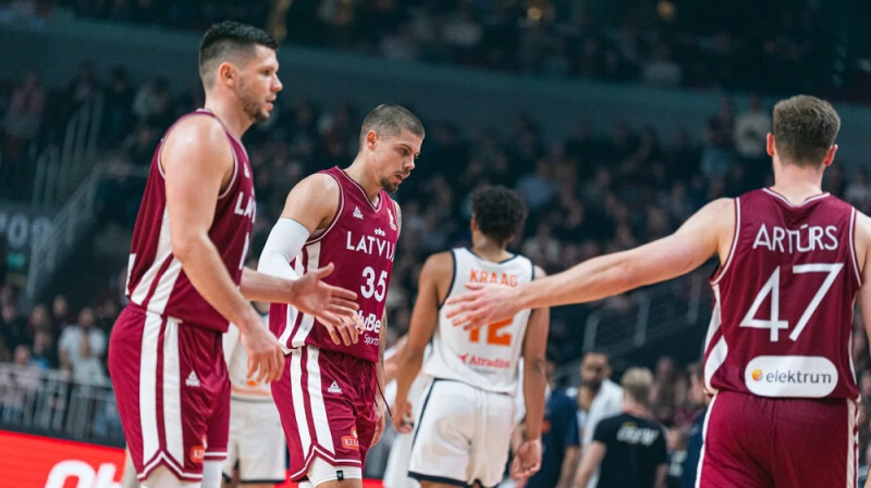 Latvijas basketbolisti Bertāna atvadu un Alonso debijas spēlē zaudē Nīderlandei