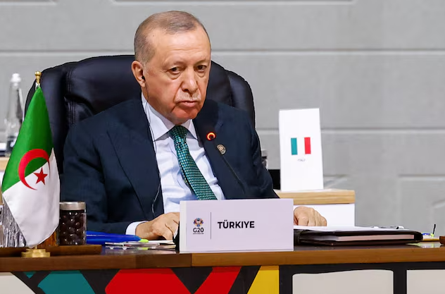 Turcijas prezidents pirmdien runās ar Putinu
