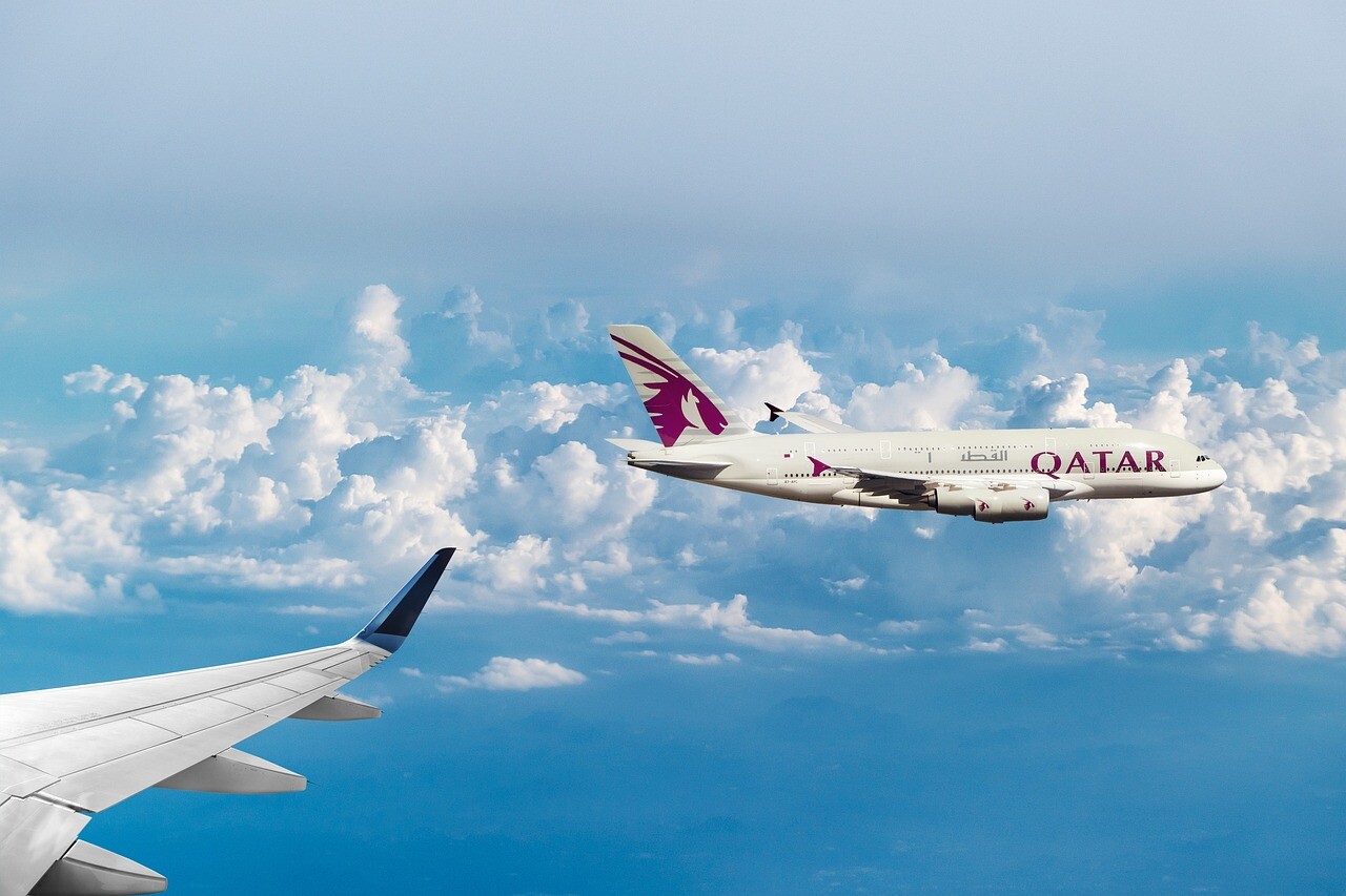 “Qatar Airways” pārdos visas sev piederošās “Cathay Pacific” akcijas